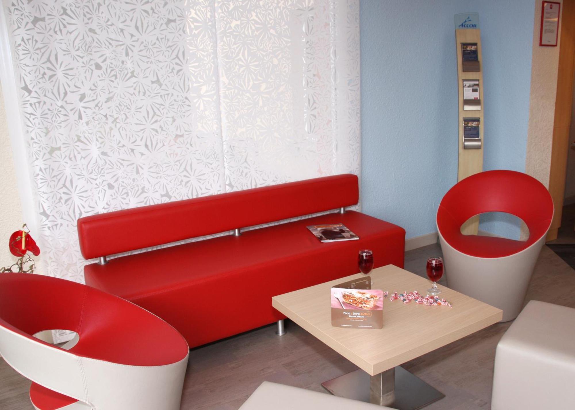Ibis Clermont Ferrand Sud Herbet Exterior photo