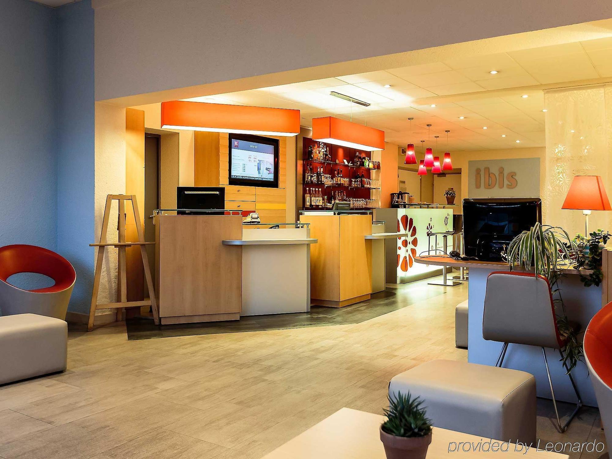 Ibis Clermont Ferrand Sud Herbet Exterior photo